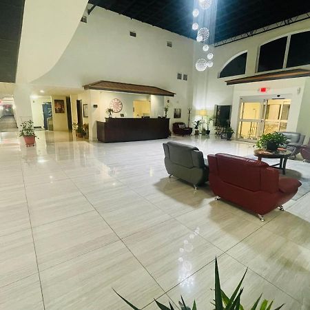 Fairbridge Inn & Suites Cuero Exterior foto